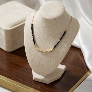 Collier tige et perles en quartz noires acier inoxydable