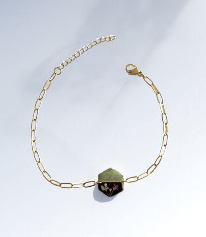 Bracelet hexagone vert et noir fleurs séchées