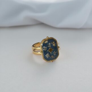 Bague ajustable rétro bleue et fleurs séchées blanches et or