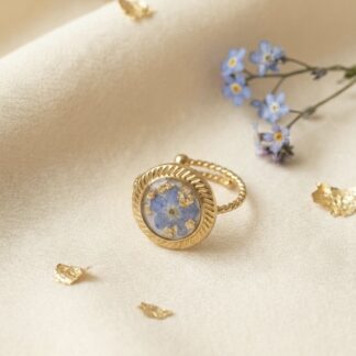 Bague ronde fleur de myosotis et feuilles d’or