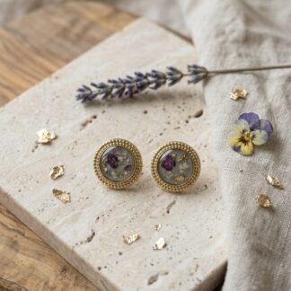 Boucles puces rondes vert kaki et fleurs blanches et violettes