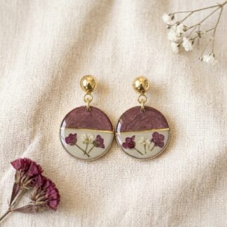 Boucles rondes bordeaux et beiges fleurs séchées roses